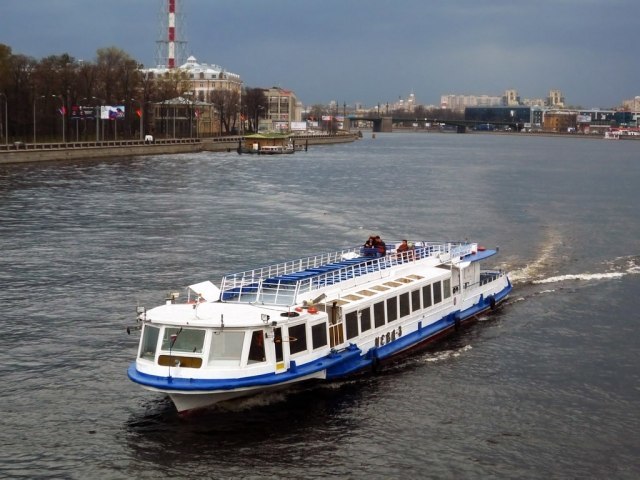 Ресторан теплоход Нева 3